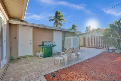 2585 SE 3rd St, Pompano Beach, FL 33062 - Photo 42