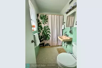 3232 NE 15th St, Pompano Beach, FL 33062 - Photo 12