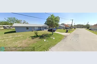49 E Metcalfe St, Avon Park, FL 33825 - Photo 2