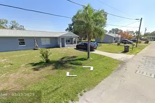 49 E Metcalfe St, Avon Park, FL 33825 - Photo 2