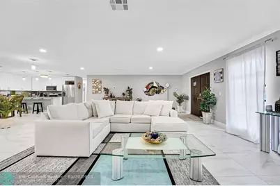 1618  The 12th Fairway, Wellington, FL 33414 - Photo 8