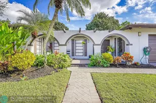 1618 The 12th Fairway, Wellington, FL 33414 - Photo 2