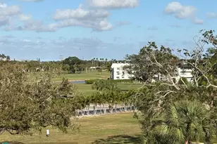 1055 Country Club Dr, Margate, FL 33063 - Photo 30