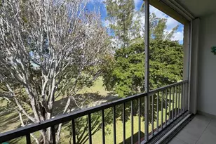 1055 Country Club Dr, Margate, FL 33063 - Photo 14