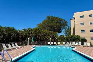 1055 Country Club Dr, Margate, FL 33063 - Photo 70