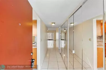 8205 NW 61st St, Unit #B305, Tamarac, FL 33321 - Photo 4