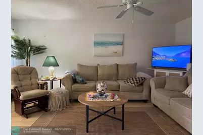 802 SE 7th St, Unit #306, Deerfield Beach, FL 33441 - Photo 1