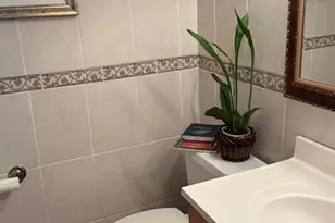 802 SE 7th St, Deerfield Beach, FL 33441 - Photo 6