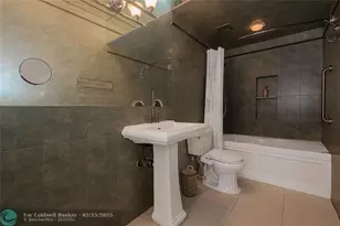 1985 S Ocean Dr, Hallandale Beach, FL 33009 - Photo 28