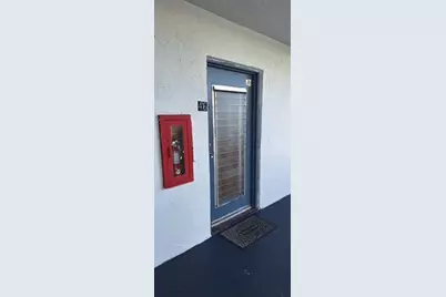 2860  Somerset Dr, Unit #416, Lauderdale Lakes, FL 33311 - Photo 4