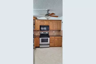 2860  Somerset Dr, Unit #416, Lauderdale Lakes, FL 33311 - Photo 8