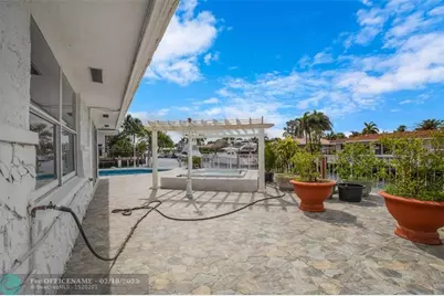 1311 NE 27th Way, Pompano Beach, FL 33062 - Photo 8