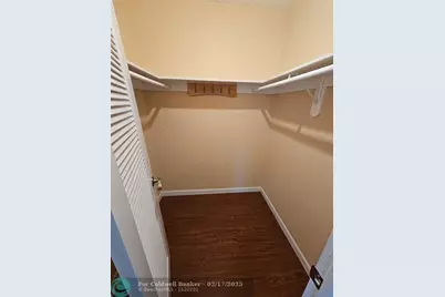 580  Egret Dr, Unit #310, Hallandale Beach, FL 33009 - Photo 26