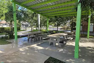 580 Egret Dr, Hallandale Beach, FL 33009 - Photo 46