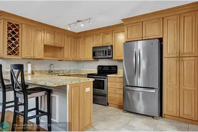2070 SW 90th Ave, Unit #C-14, Davie, FL 33324 - Photo 8