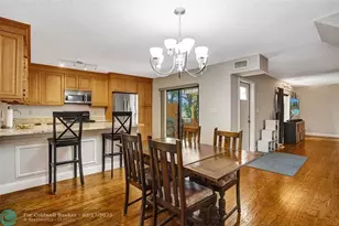 2070 SW 90th Ave, Davie, FL 33324 - Photo 12