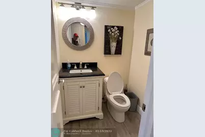 1605  US Highway 1 V-4, Unit #104, Jupiter, FL 33477 - Photo 8