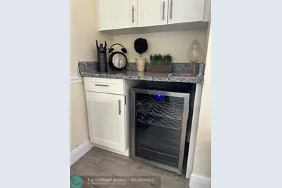 1605  US Highway 1 V-4, Unit #104, Jupiter, FL 33477 - Photo 4