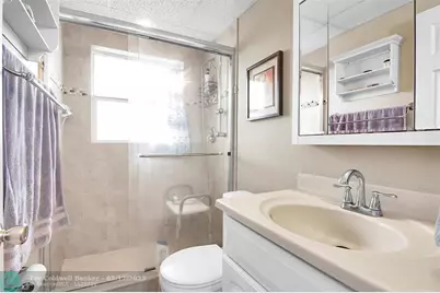 7837  Golf Circle Dr, Unit #209, Margate, FL 33063 - Photo 18