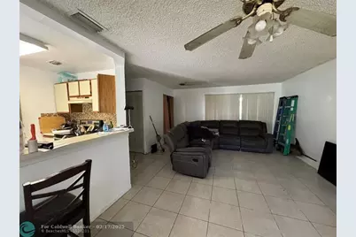 3429 NW 44th St, Unit #102, Lauderdale Lakes, FL 33309 - Photo 1