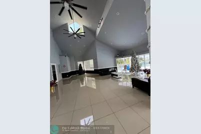 3429 NW 44th St, Unit #102, Lauderdale Lakes, FL 33309 - Photo 12