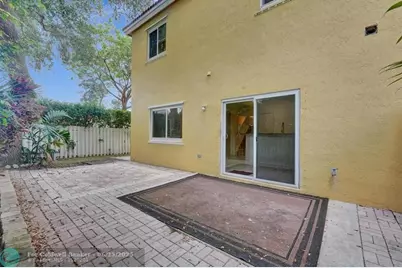 10320 SW 18th St, Unit #10320, Miramar, FL 33025 - Photo 4