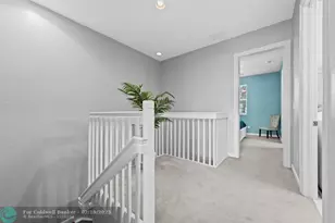 580 Pacific Grove Dr, West Palm Beach, FL 33401 - Photo 14