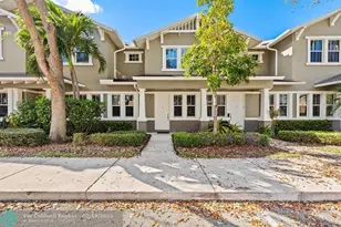 580 Pacific Grove Dr, West Palm Beach, FL 33401 - Photo 2