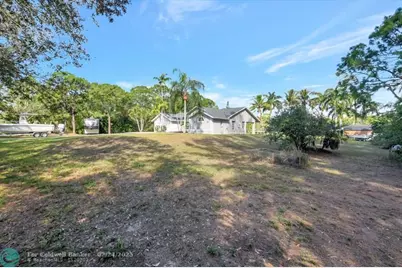18725 W Sycamore, Loxahatchee, FL 33470 - Photo 44