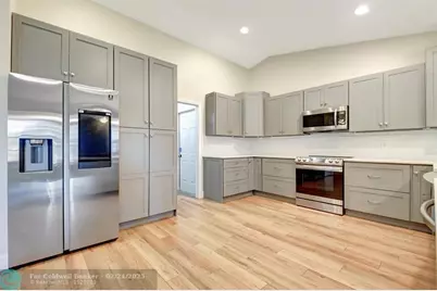 18725 W Sycamore, Loxahatchee, FL 33470 - Photo 16