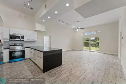 4620 NE 18 Ave, Pompano Beach, FL 33064 - Photo 10