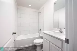 8725 98th Ct, Vero Beach, FL 32967 - Photo 16