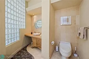 74 Nurmi Dr, Fort Lauderdale, FL 33301 - Photo 40