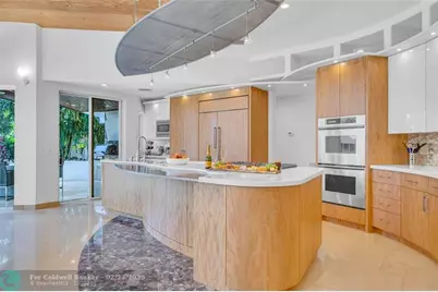 74  Nurmi Dr, Fort Lauderdale, FL 33301 - Photo 18