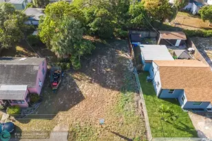 555 W 2nd St, Riviera Beach, FL 33404 - Photo 6