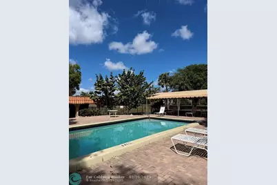 6061 N Falls Circle Dr, Unit #107, Lauderhill, FL 33319 - Photo 2