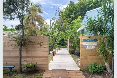 1944 NE 5th St, Deerfield Beach, FL 33441 - Photo 4