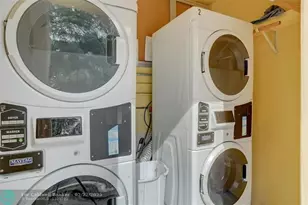 2741 NE 8th Ave, Wilton Manors, FL 33334 - Photo 46