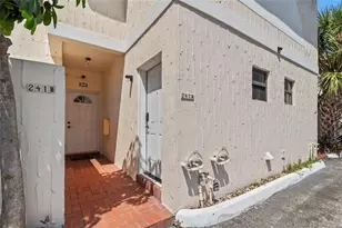 241 SE 11th Ave, Pompano Beach, FL 33060 - Photo 4