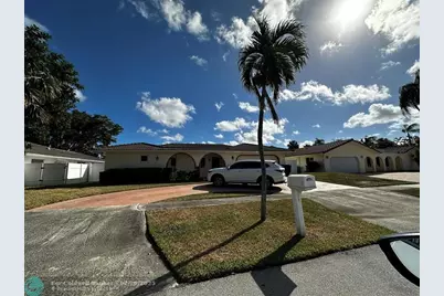 6860  Calle Del Paz, Boca Raton, FL 33433 - Photo 2