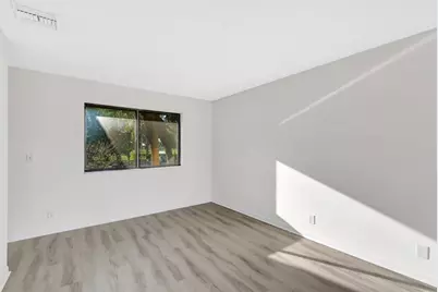 5334  Fountains Dr, Unit #221, Lake Worth, FL 33467 - Photo 24