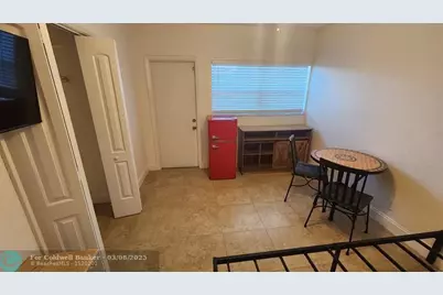 4311  Crystal Lake Dr, Unit #219, Deerfield Beach, FL 33064 - Photo 8