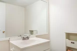 4750 NW 22nd Ct, Lauderhill, FL 33313 - Photo 20