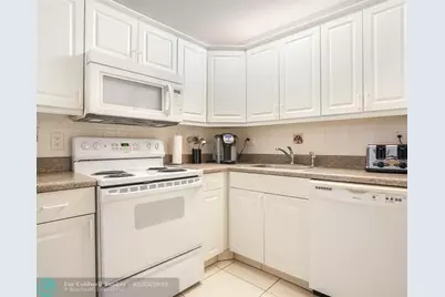 4750 NW 22nd Ct, Unit #204, Lauderhill, FL 33313 - Photo 2