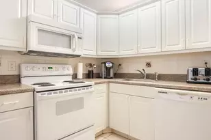 4750 NW 22nd Ct, Lauderhill, FL 33313 - Photo 2