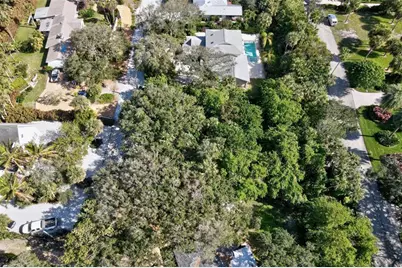 1485  Pelican Ln, Vero Beach, FL 32963 - Photo 10