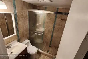 [Address not provided], Hallandale Beach, FL 33009 - Photo 4