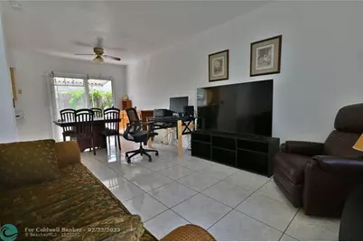 2222  Taylor St, Unit #11, Hollywood, FL 33020 - Photo 10
