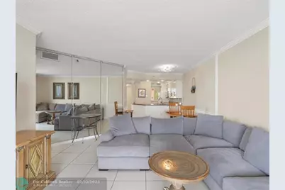 18260 N Bay Rd, Unit #304, Sunny Isles Beach, FL 33160 - Photo 10