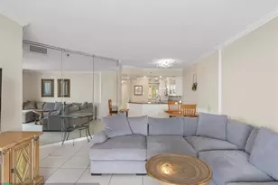 18260 N Bay Rd, Sunny Isles Beach, FL 33160 - Photo 10